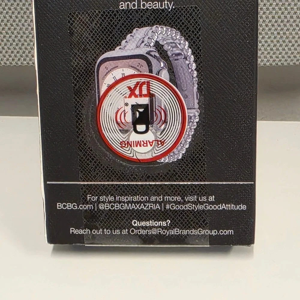 BCBGMAXAZRIA Silver Apple Watch Band 38/40/41mm & 40mm Bumper Screen Protector